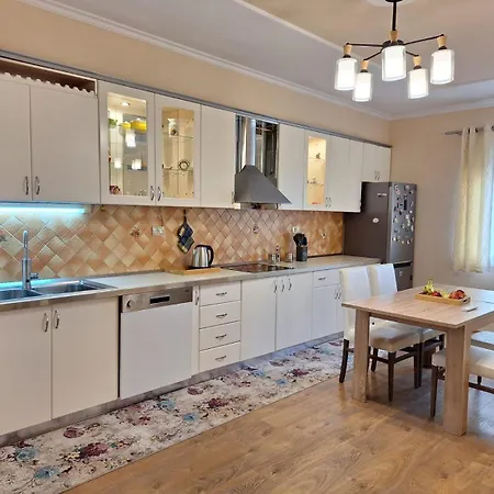 Alb Apartment *